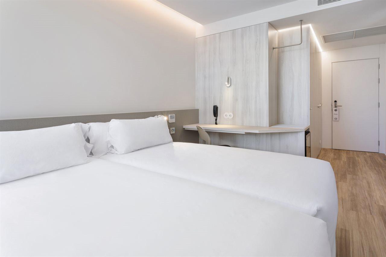 B&B Hotel סנטו טירסו מראה חיצוני תמונה